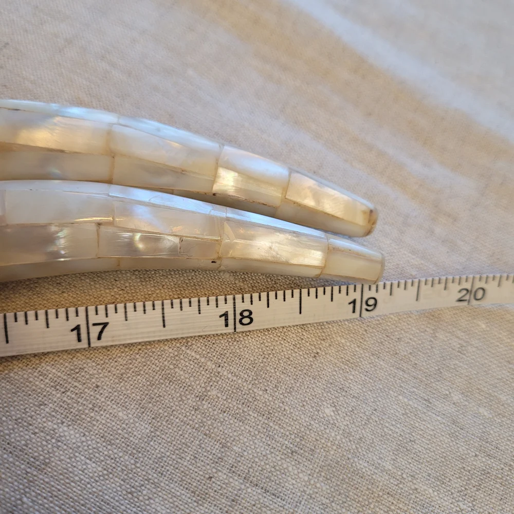 Mother of Pearl Spoon Serving 19